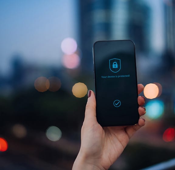 Smartphone security: The bottleneck of mobile usage